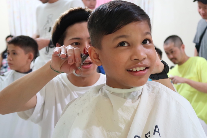 なぜ美容師はフィリピンでプロボノ活動をするのか？ハサミノチカラプロジェクト同行レ…